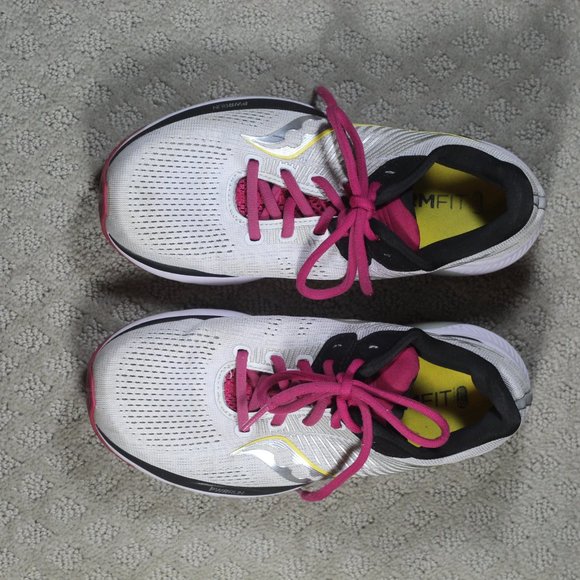 Saucony Women's Size 7.5 Light Grey, Black and Pink Running Shoes S10654-55 - Picture 2 of 6